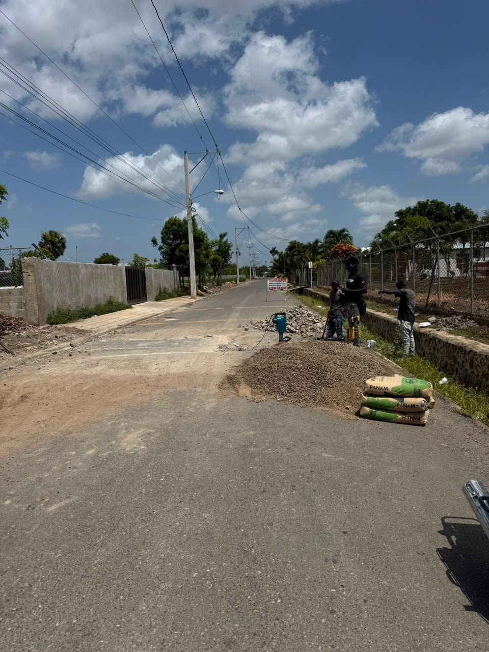 El distrito municipal que merecemos lo construimos entre todos y todas.